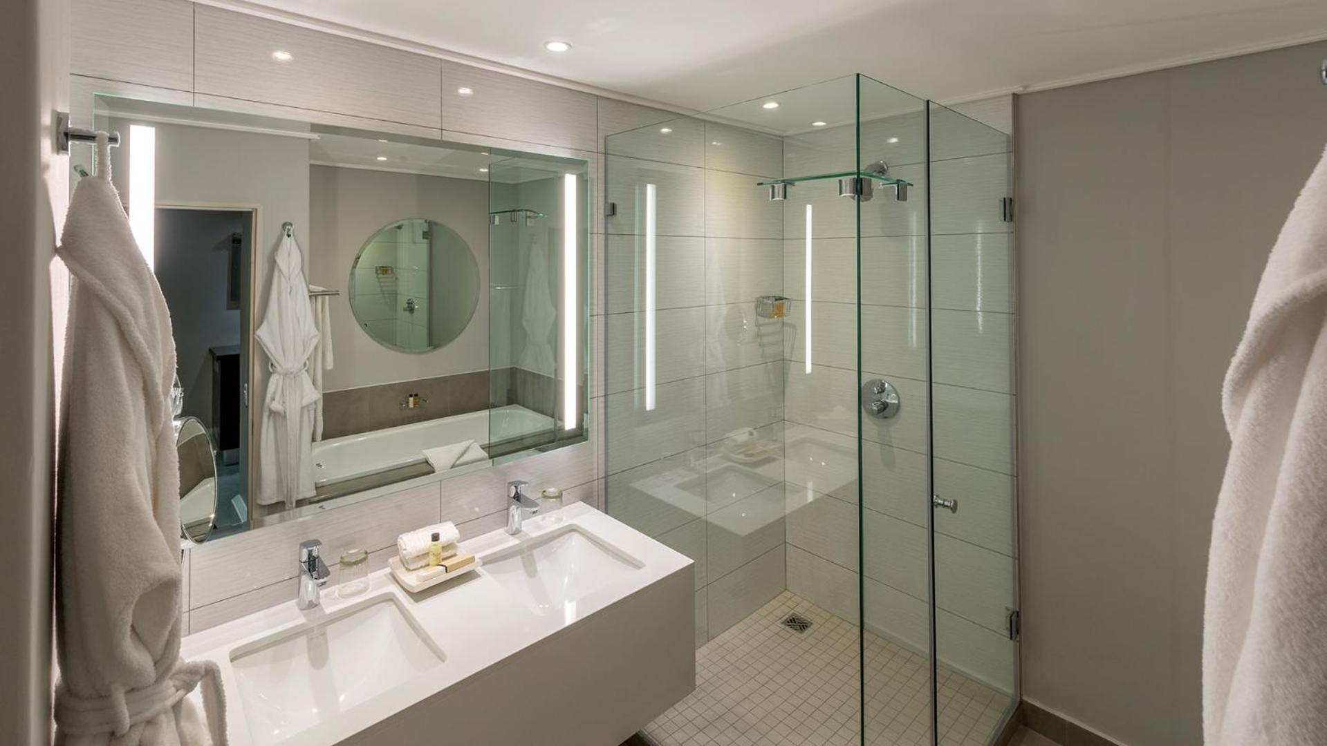 Superior Double Room Mountain Harbour View