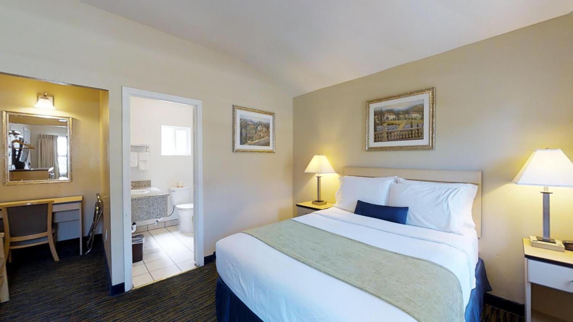 Queen Room