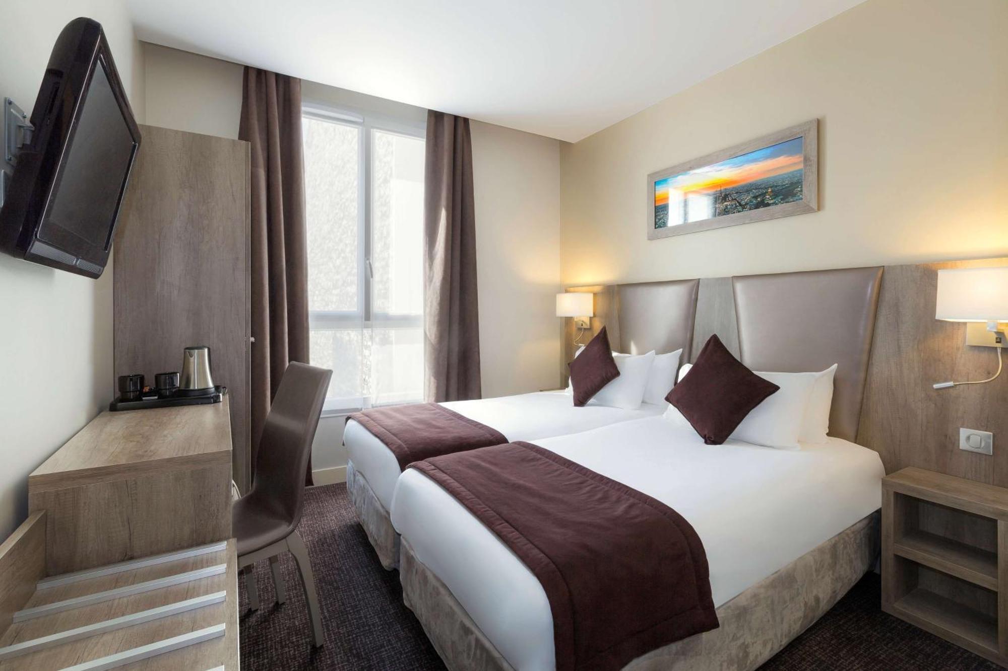 Standard Twin Room