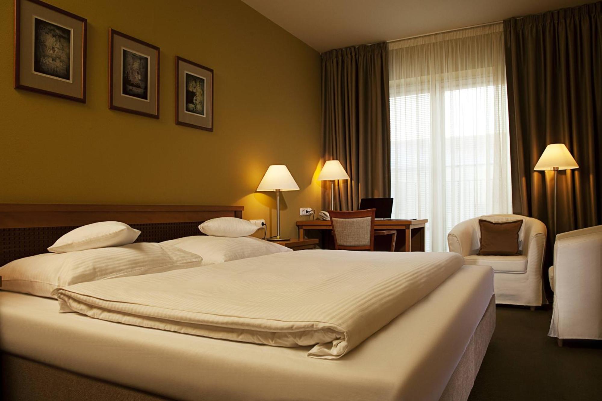 Chambre Double ou Lits Jumeaux