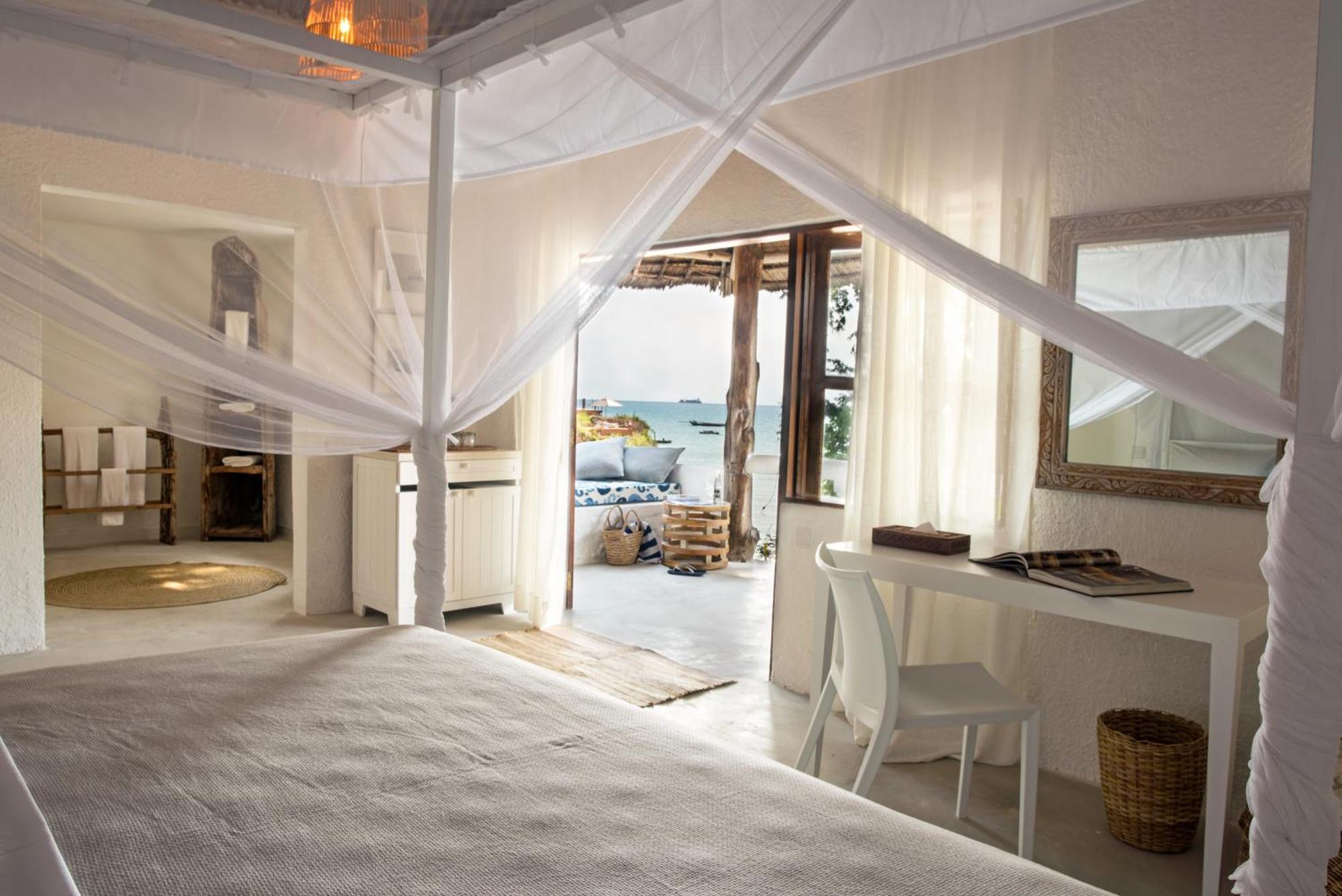 Deluxe Double Room Side Sea View