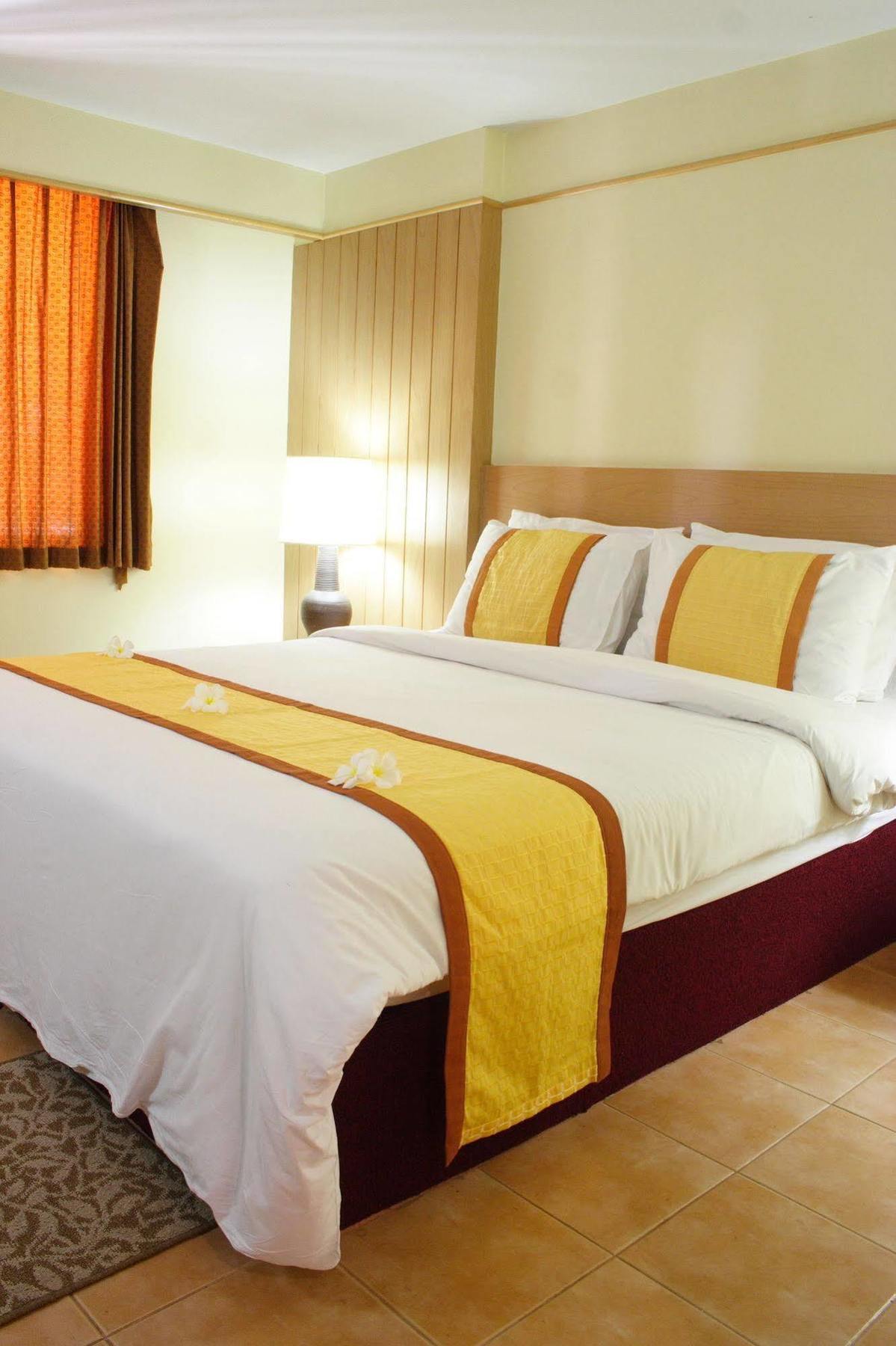 Superior Double Room Garden View