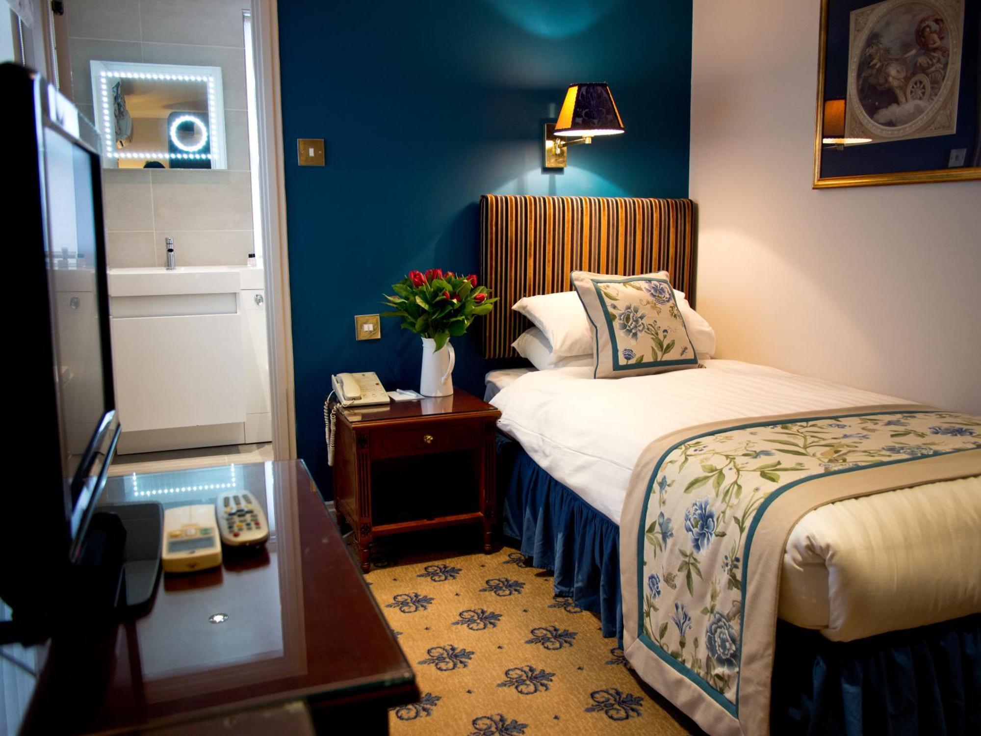 Superior Single Room