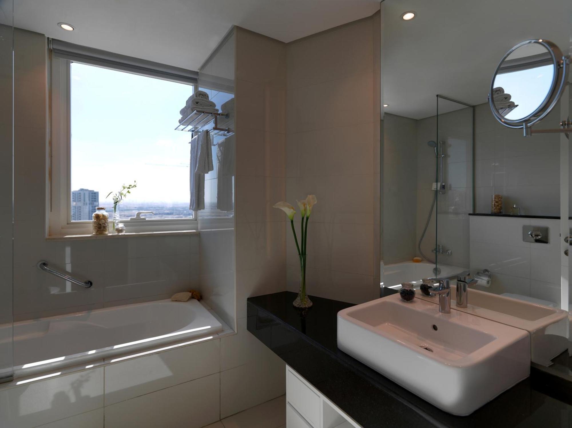Two Bedroom Suite kitchenette City Skyline View