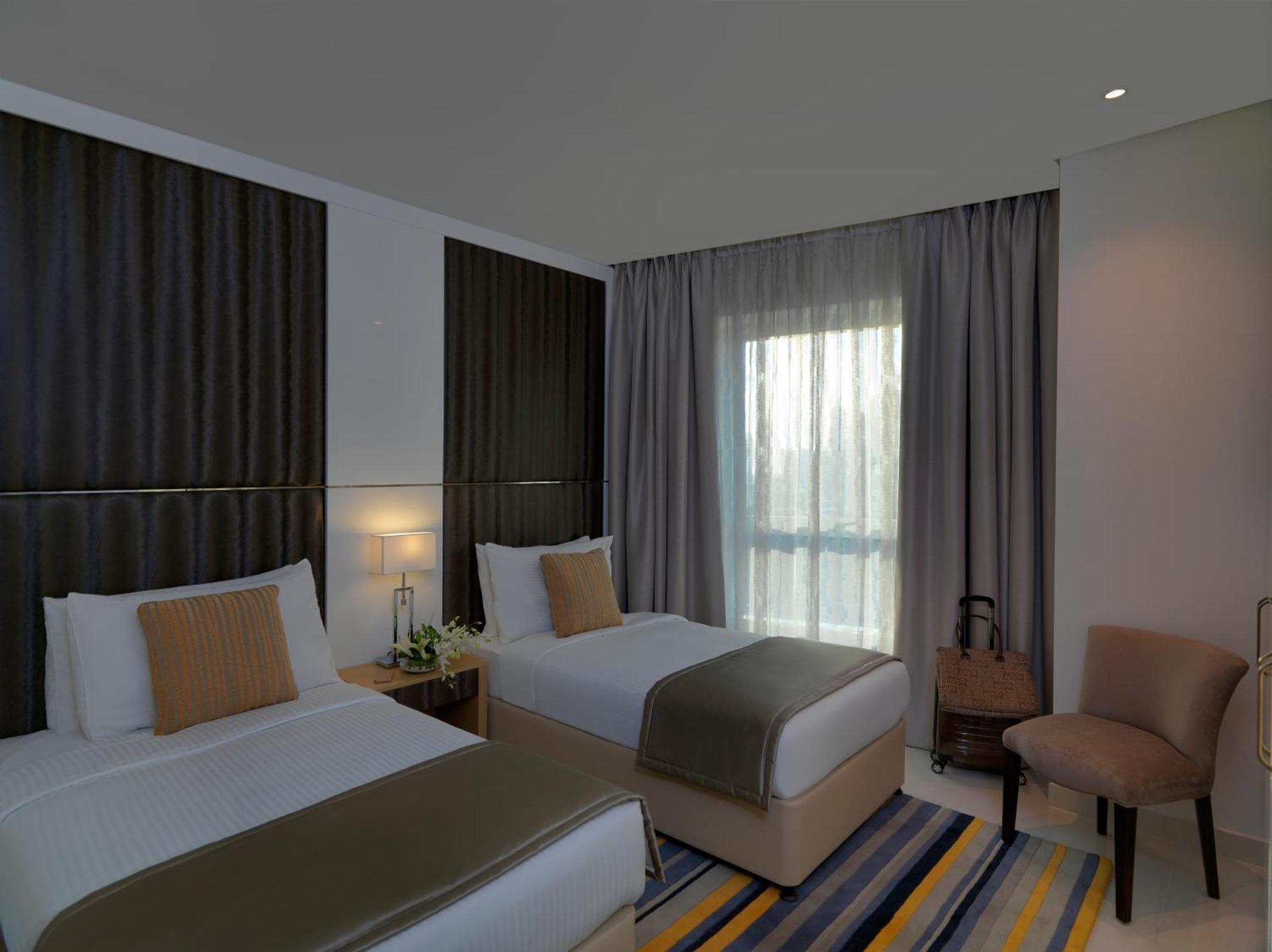 Two Bedroom Suite kitchenette City Skyline View