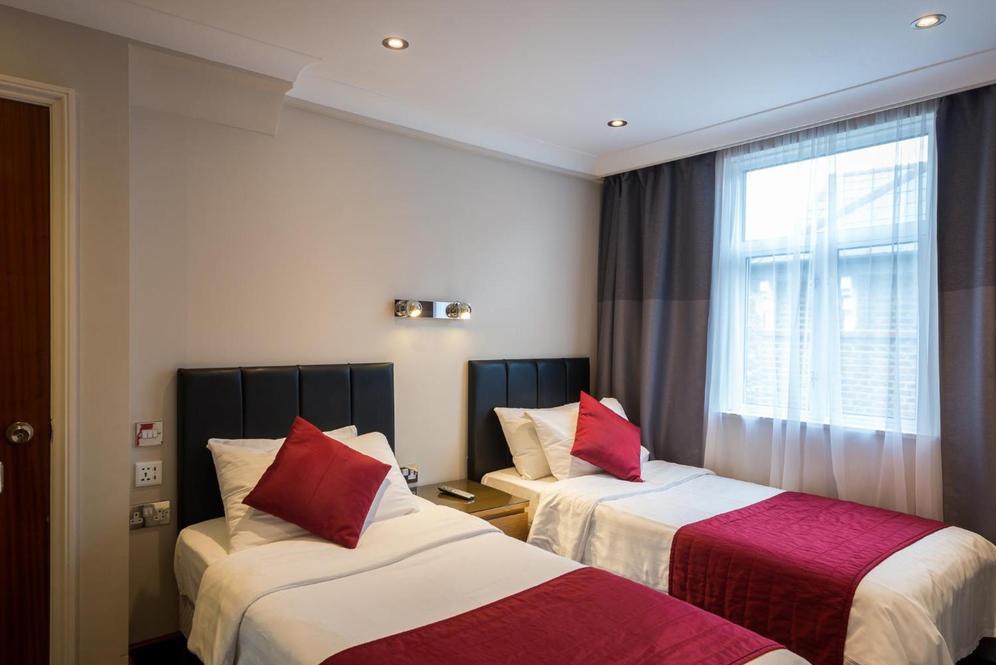 En-suite Twin Room