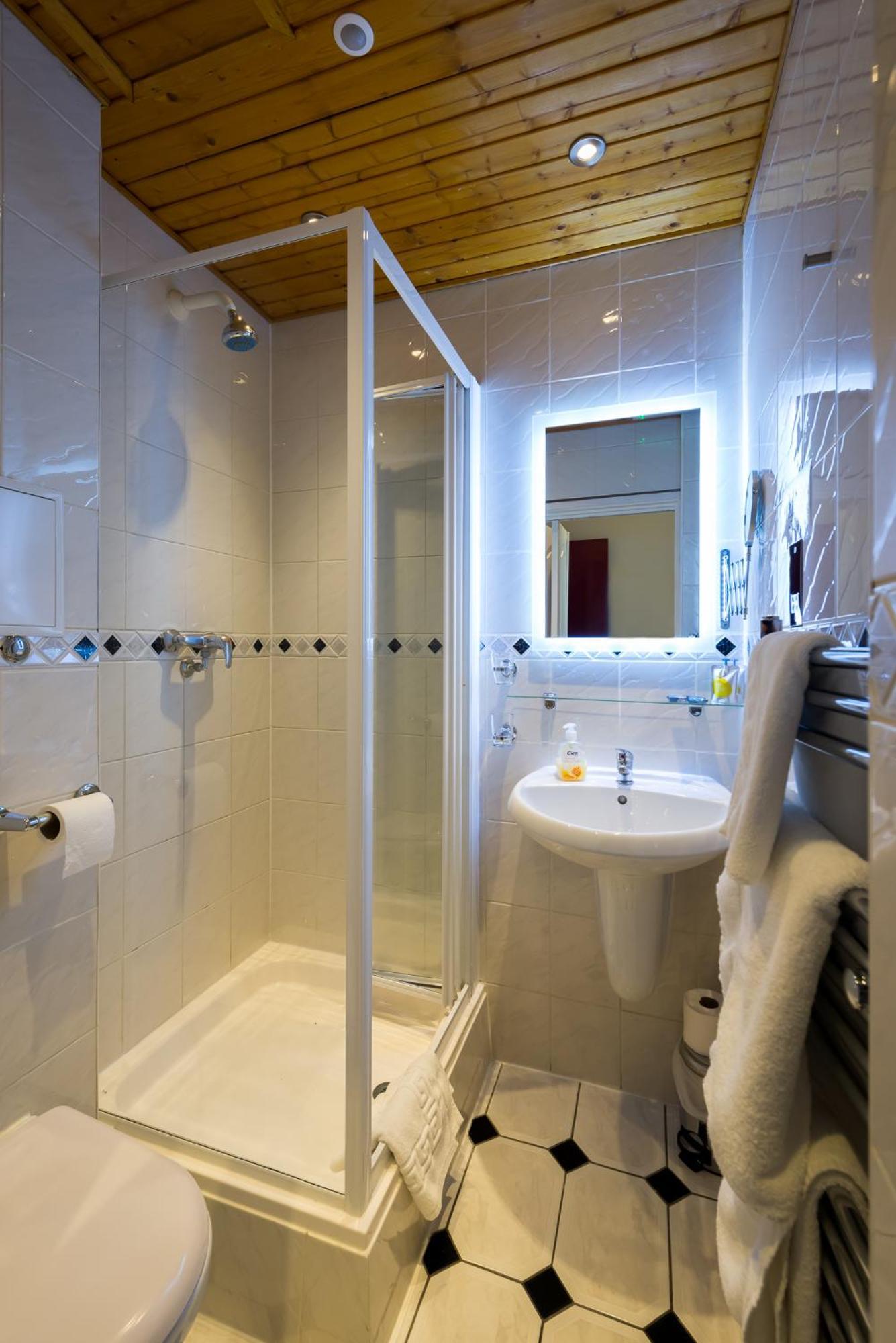 En-Suite Double Room