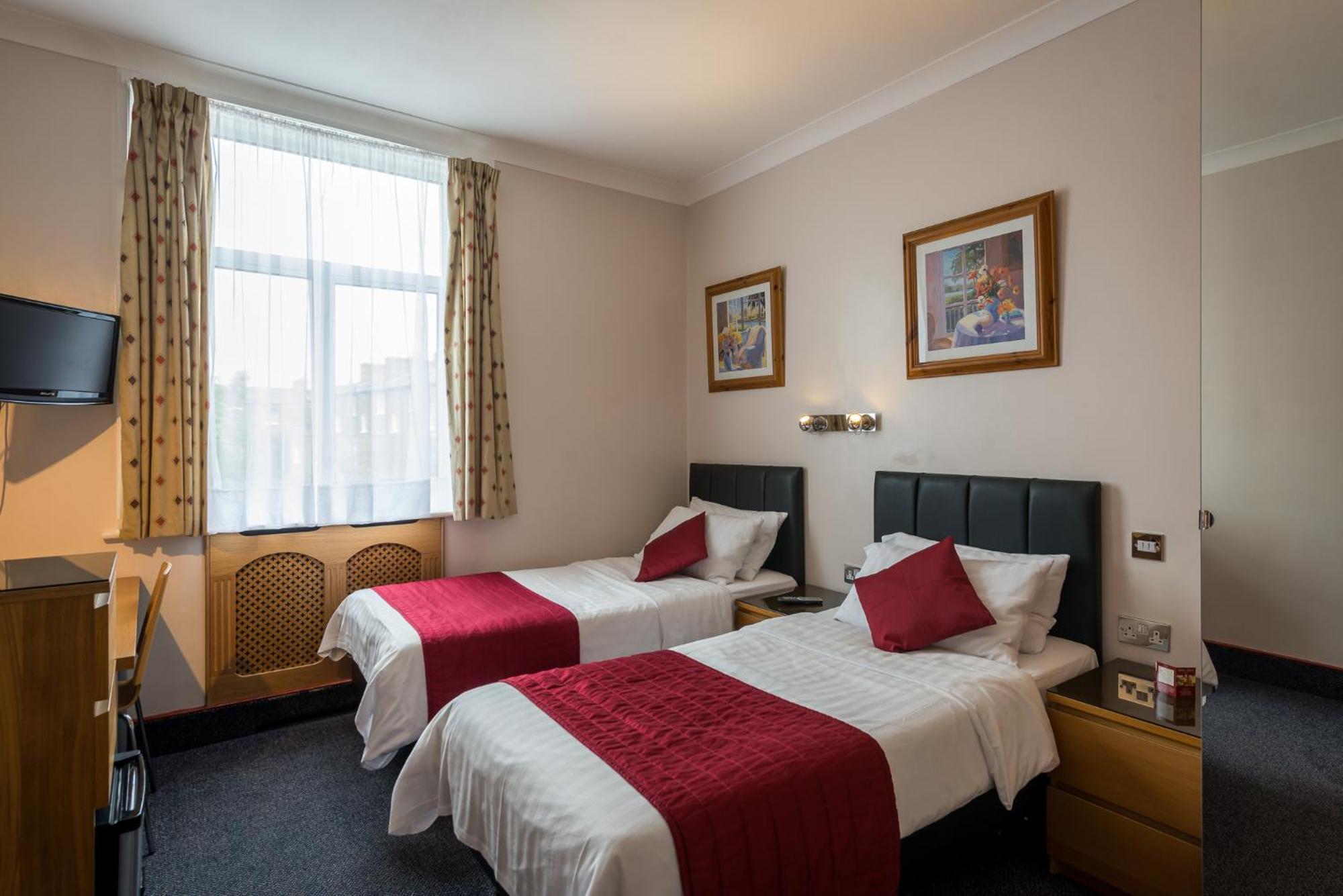 En-suite Twin Room
