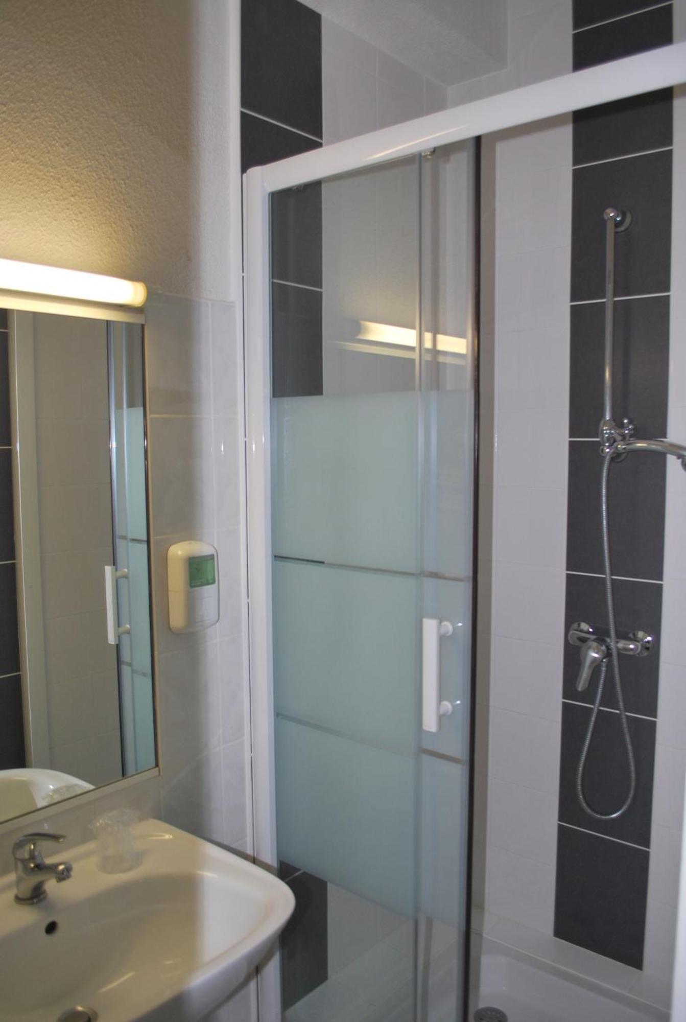 Tweepersoonskamer met 2 Aparte Bedden
