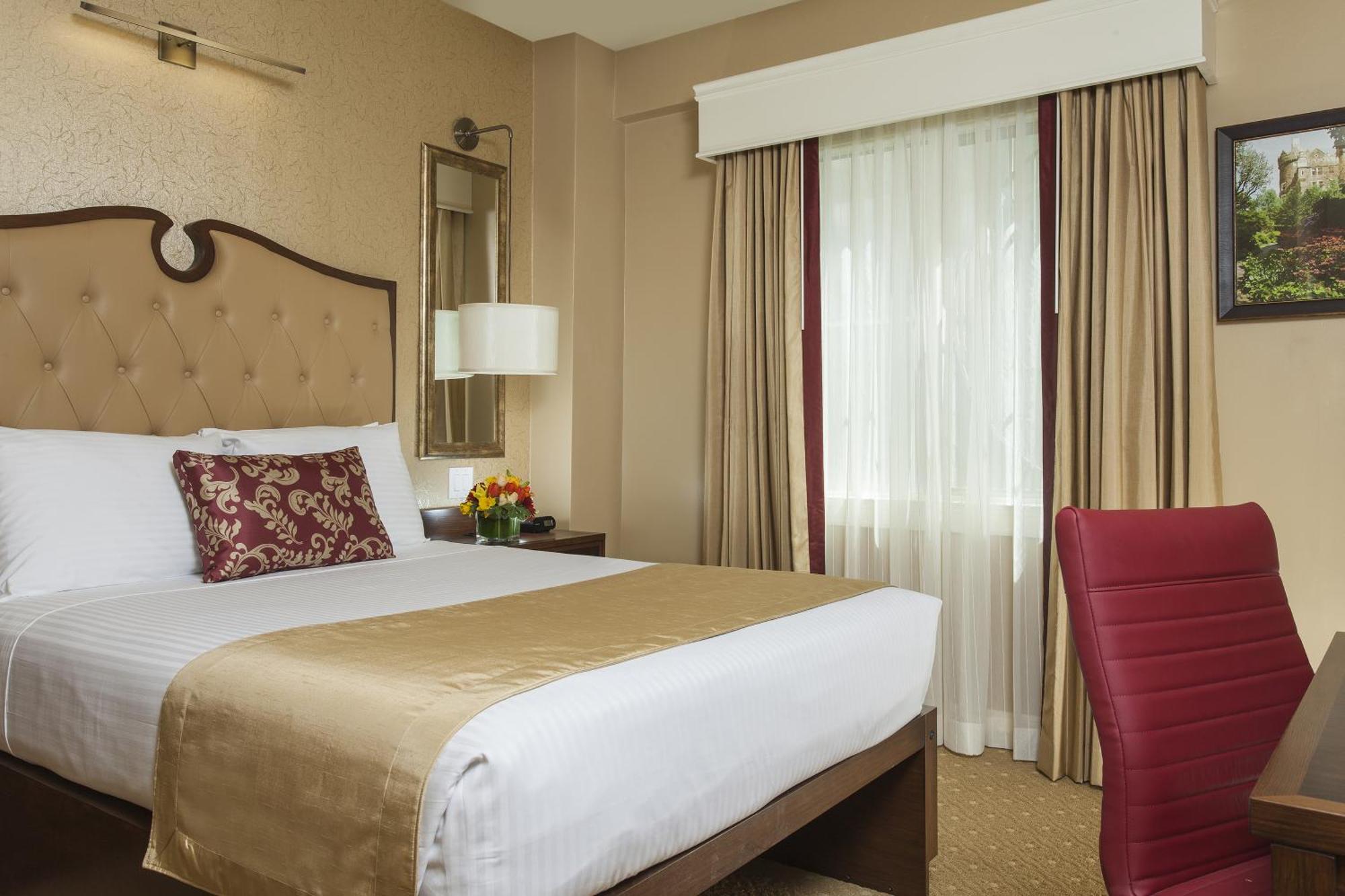 Quarto Queen Superior