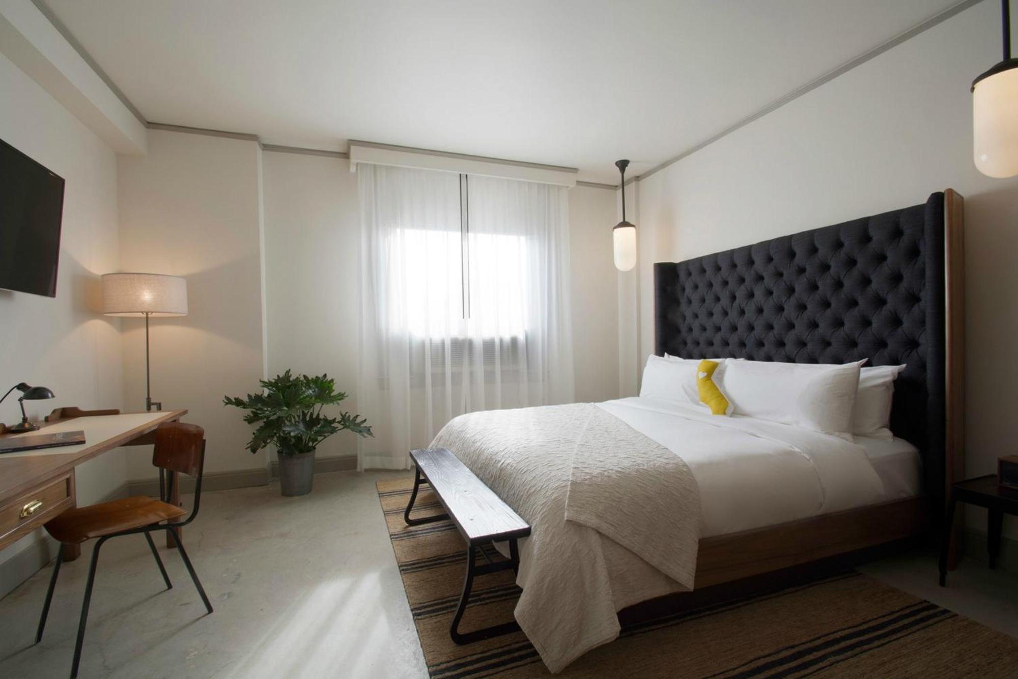 Executive King Room