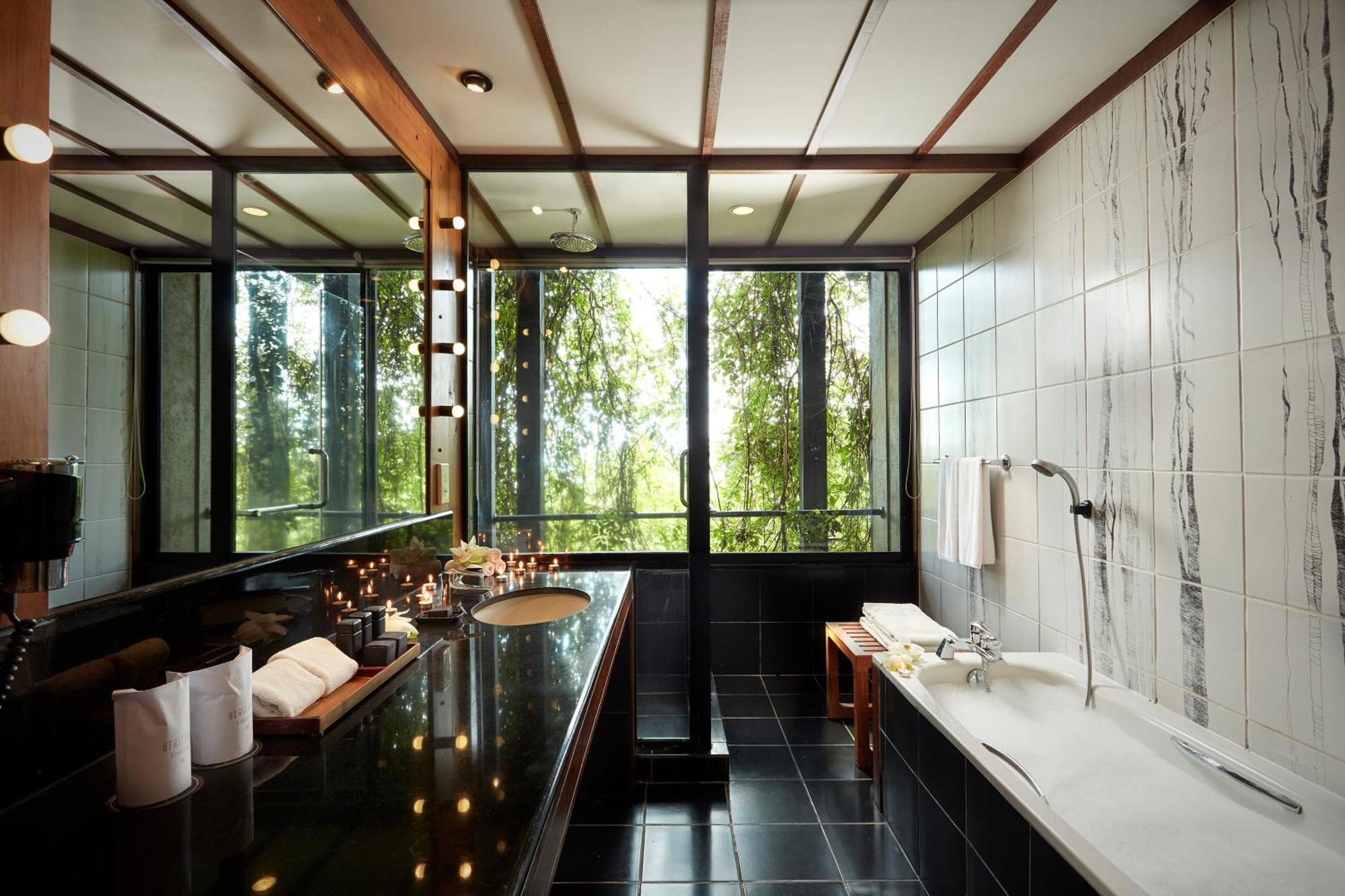 Luxury King Room