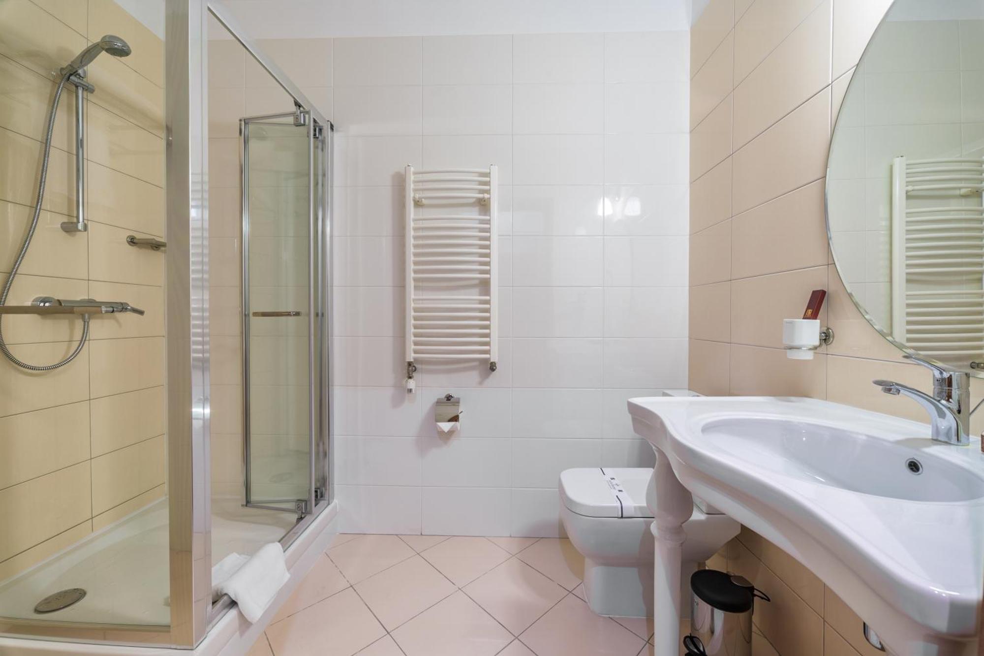 Economy Double Room without Window