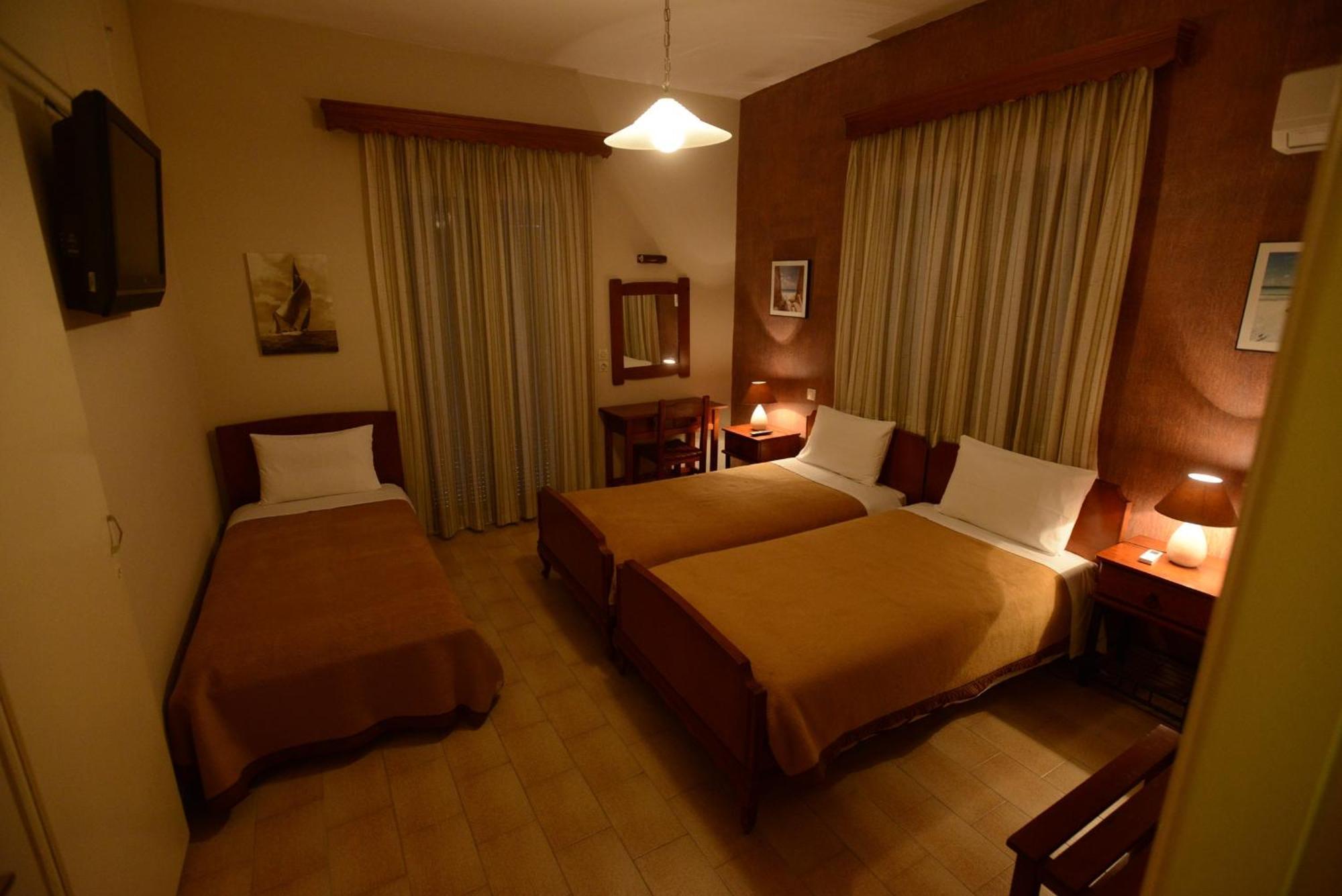 Triple Room,214750055:JPEG