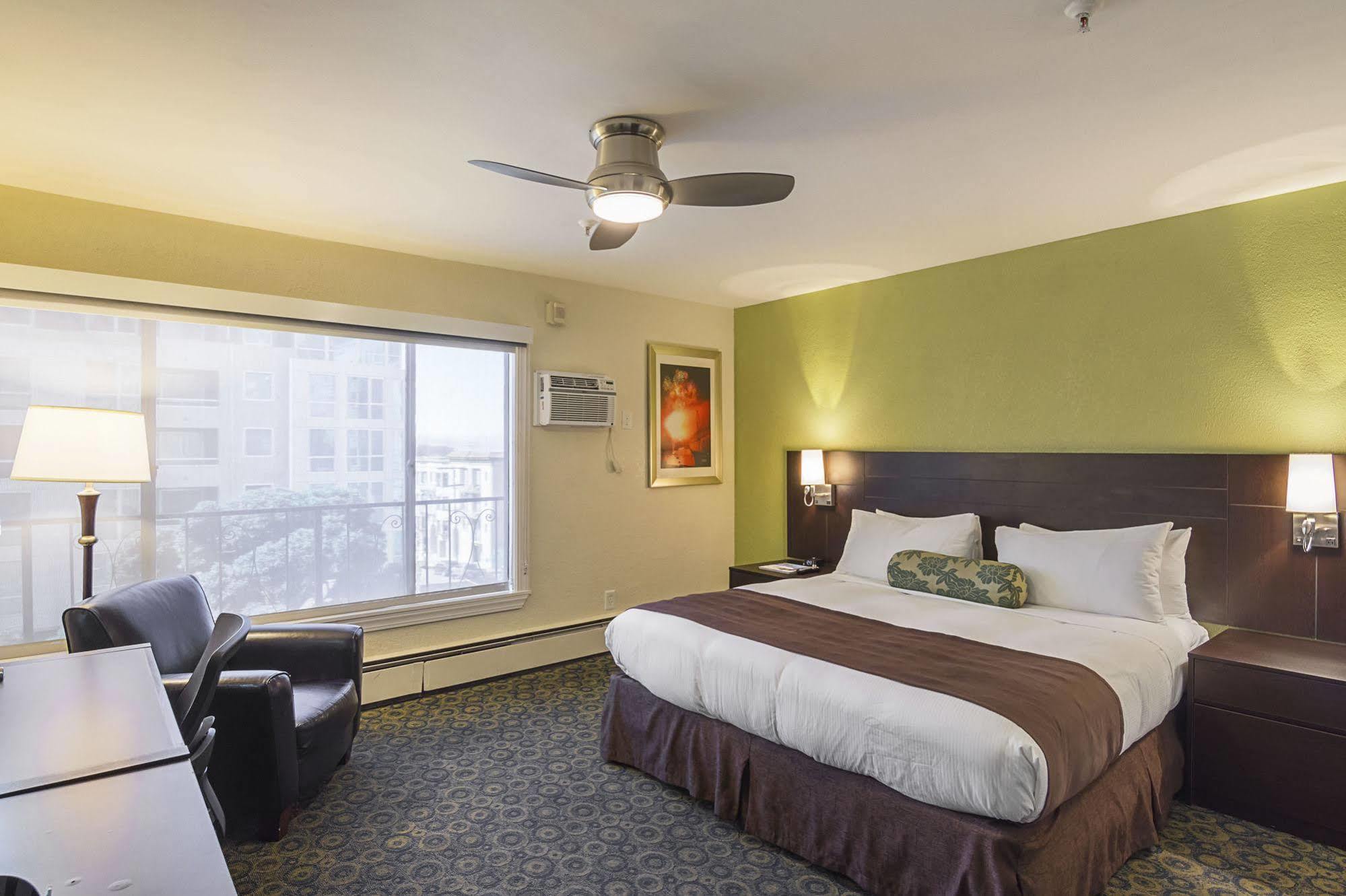 Chambre Lit King-Size Premium