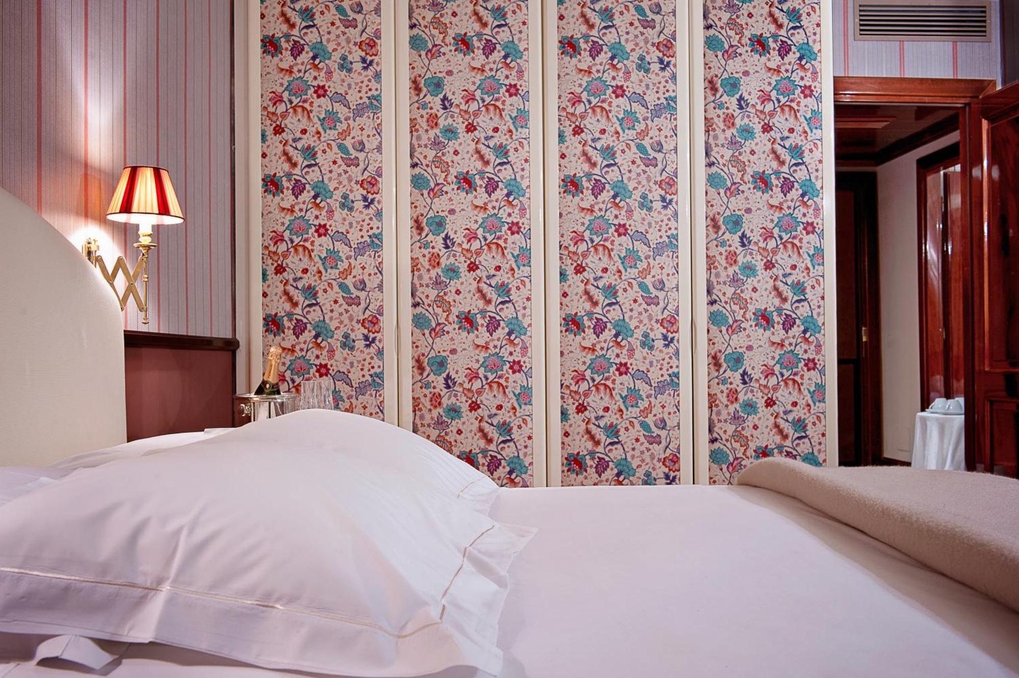 Two Connecting Double Rooms