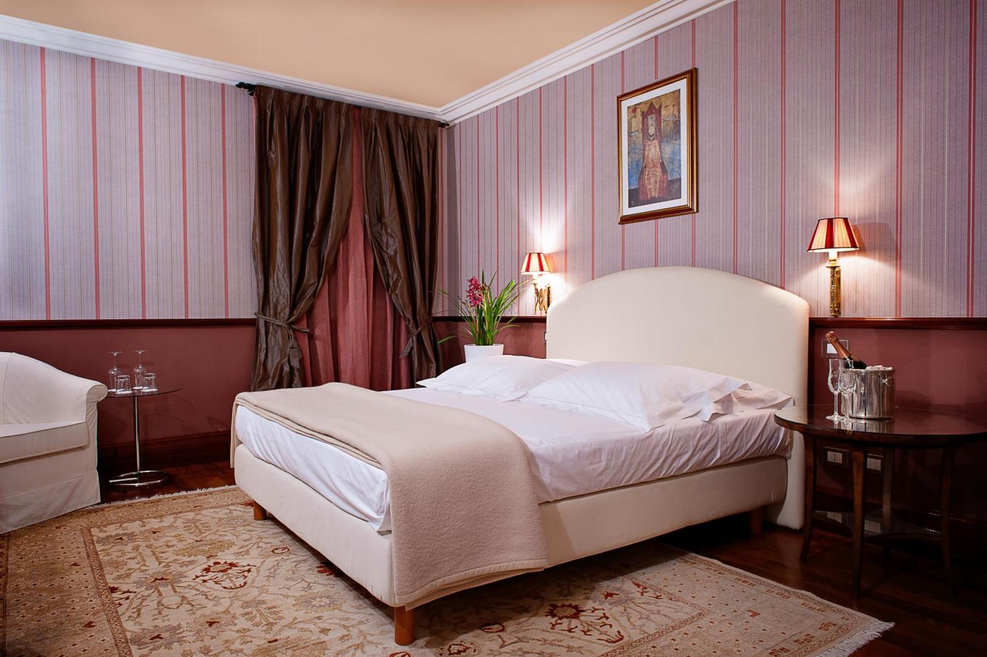 Two Connecting Double Rooms