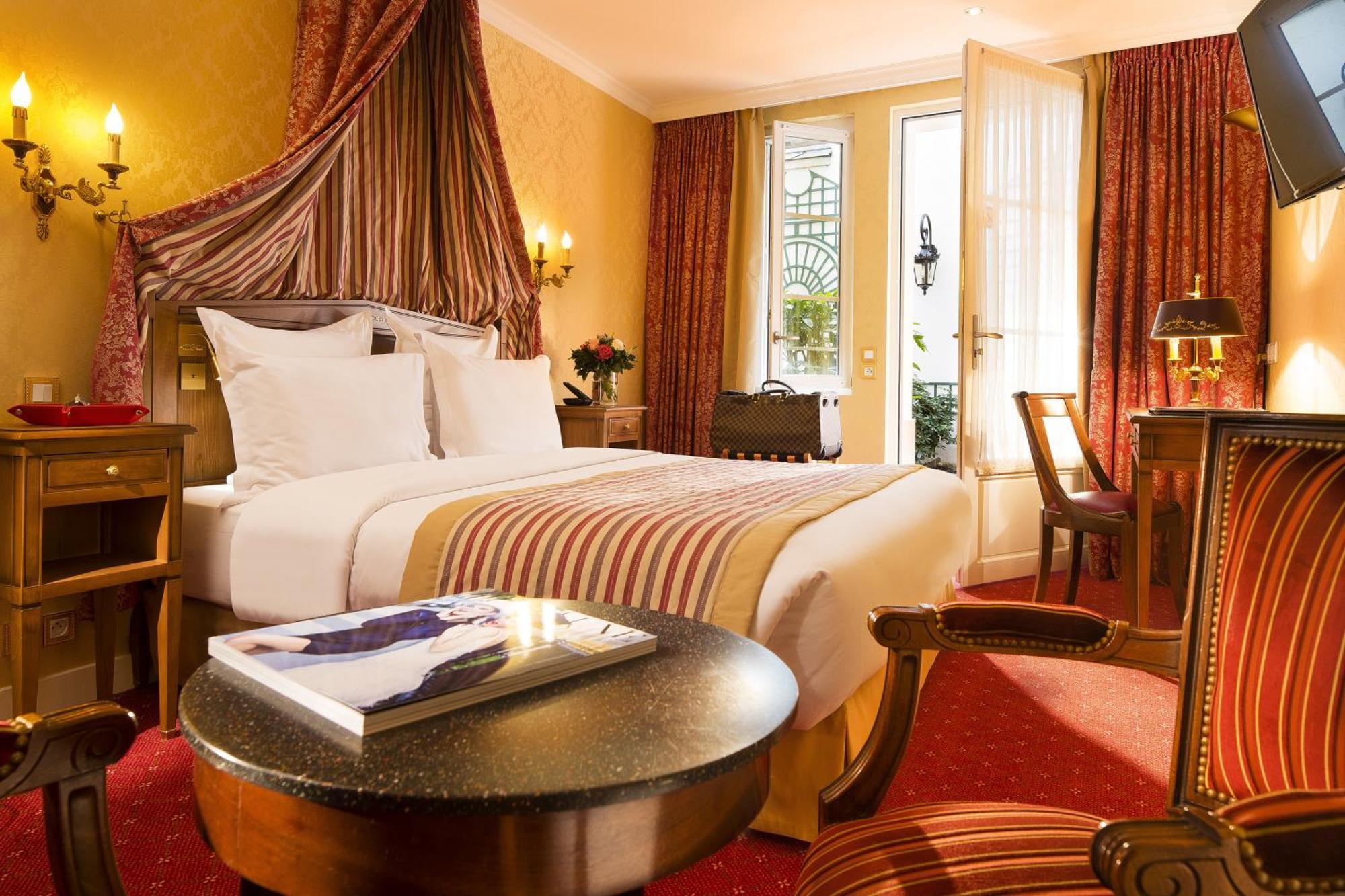 Chambre Deluxe Double ou Lits Jumeaux