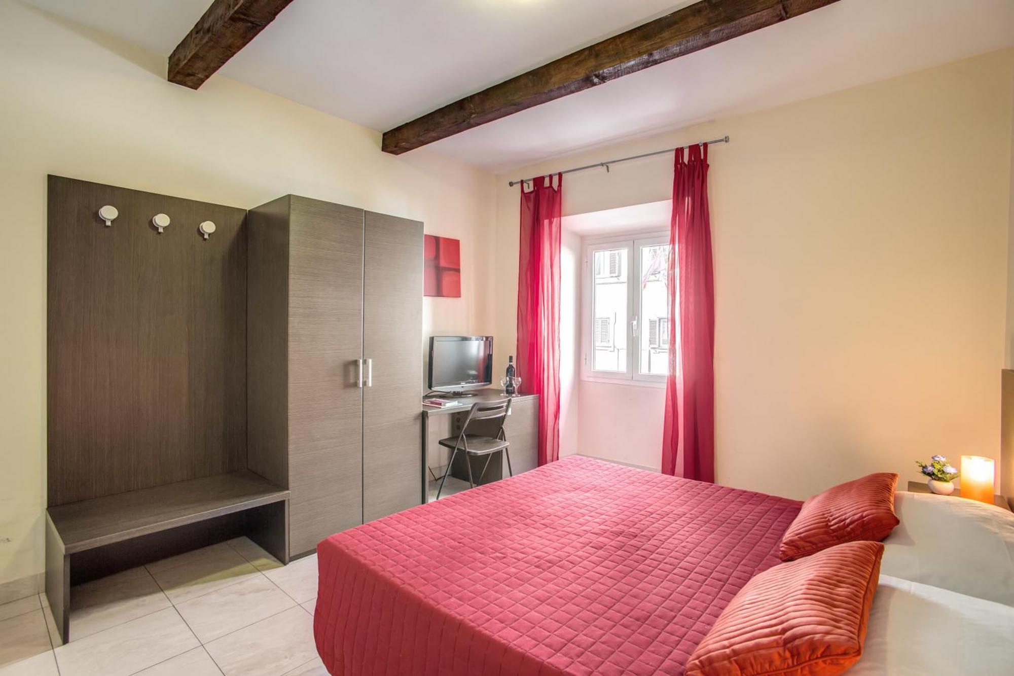 Double Room Private Bathroom