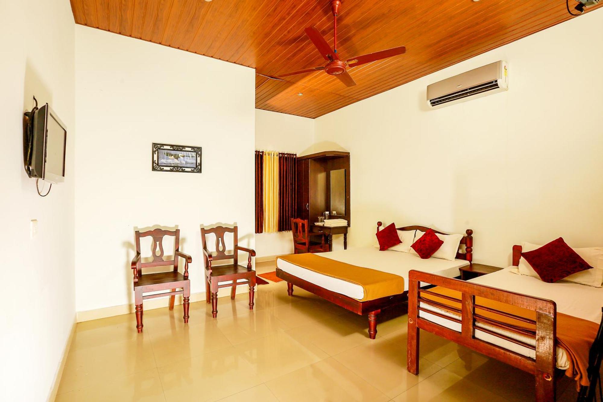 Triple Room