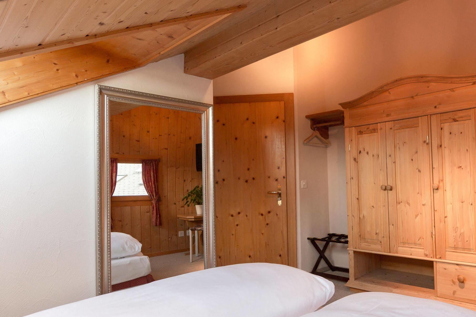 Classic Double Room