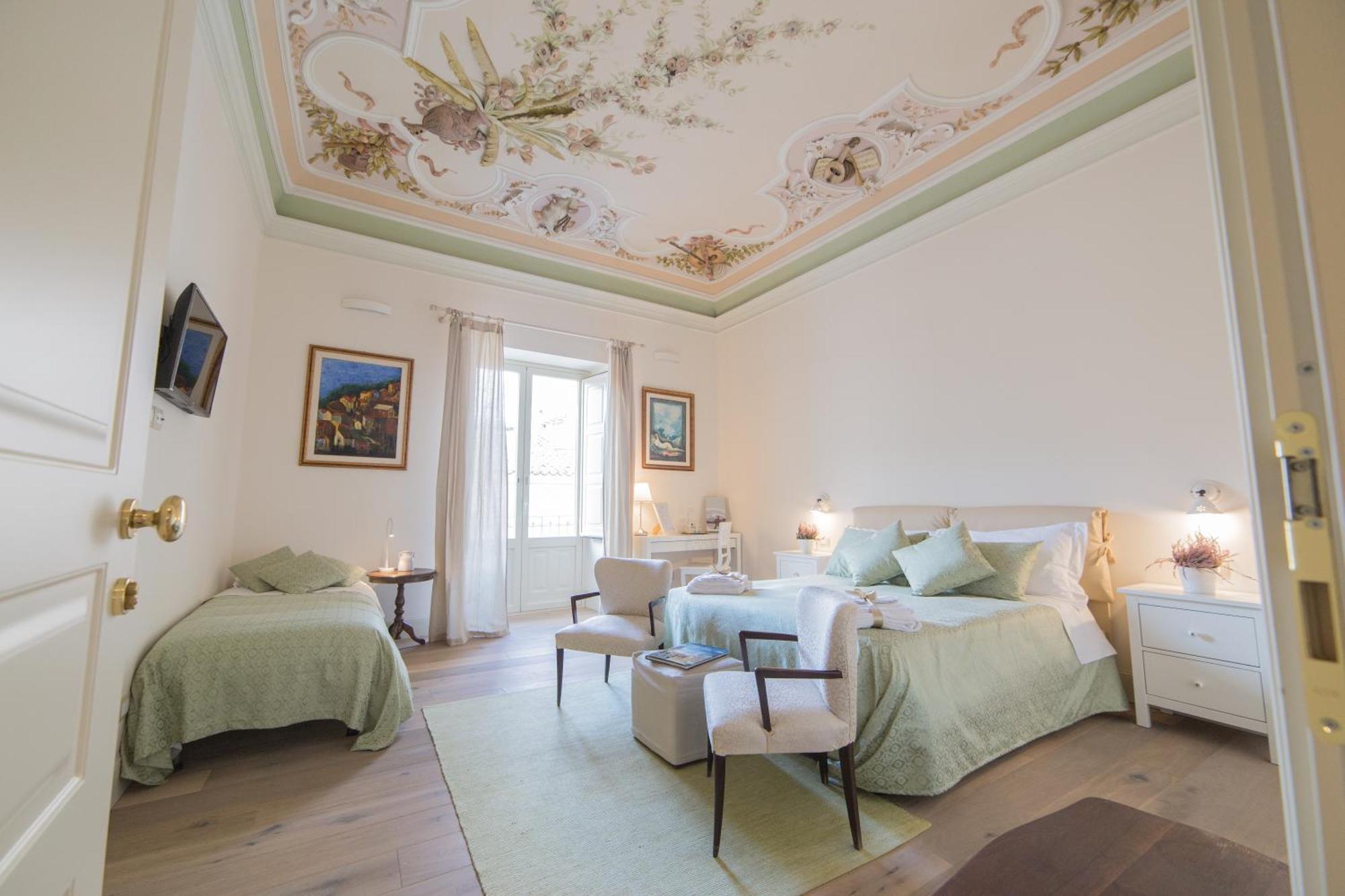 Luxury Triple Room