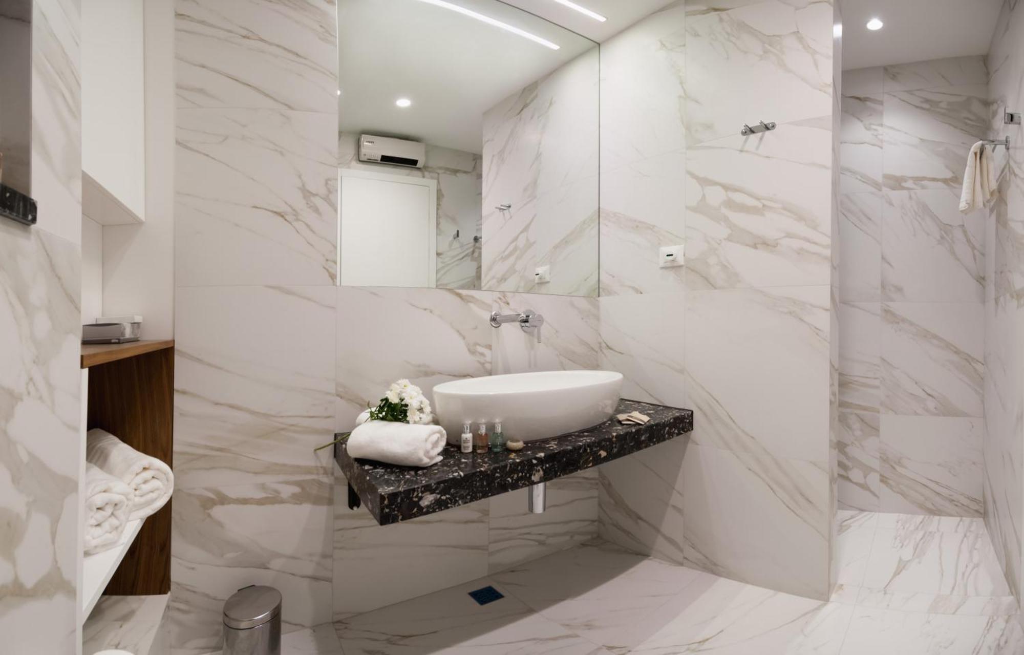 Luxury Two-Bedroom Suite