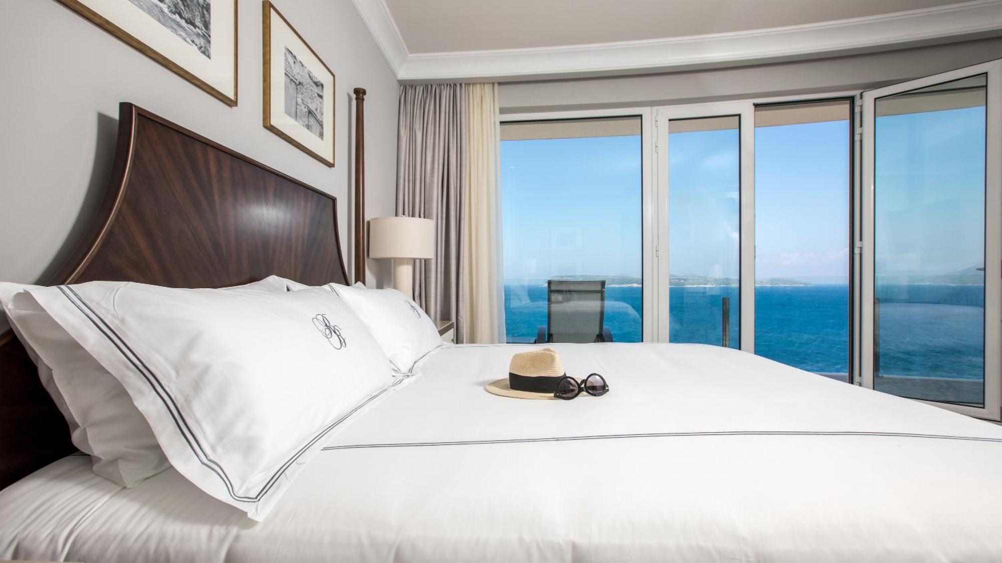 Chambre Lit King-Size Royal Sky avec Balcon - Vue sur Mer