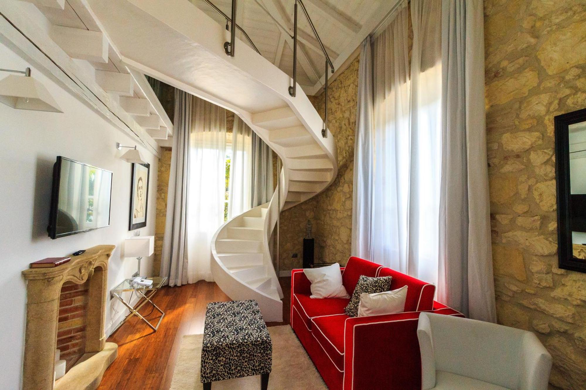 Suite Split Level