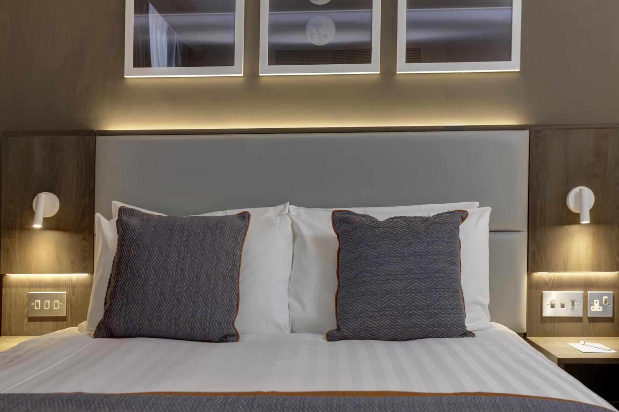 Standard Double Room,821775116:JPEG