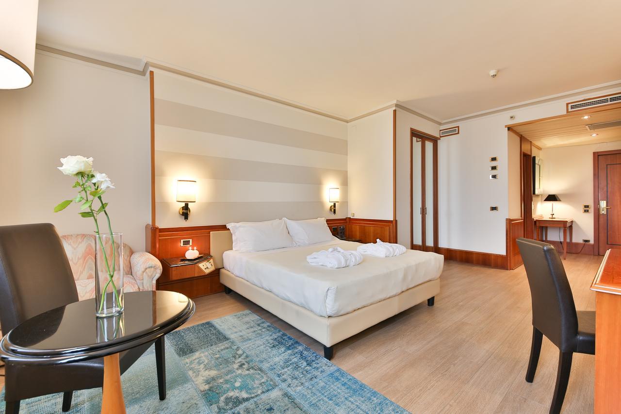 Quarto Duplo Deluxe
