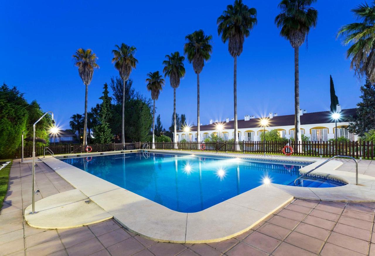 Double Room Pool View