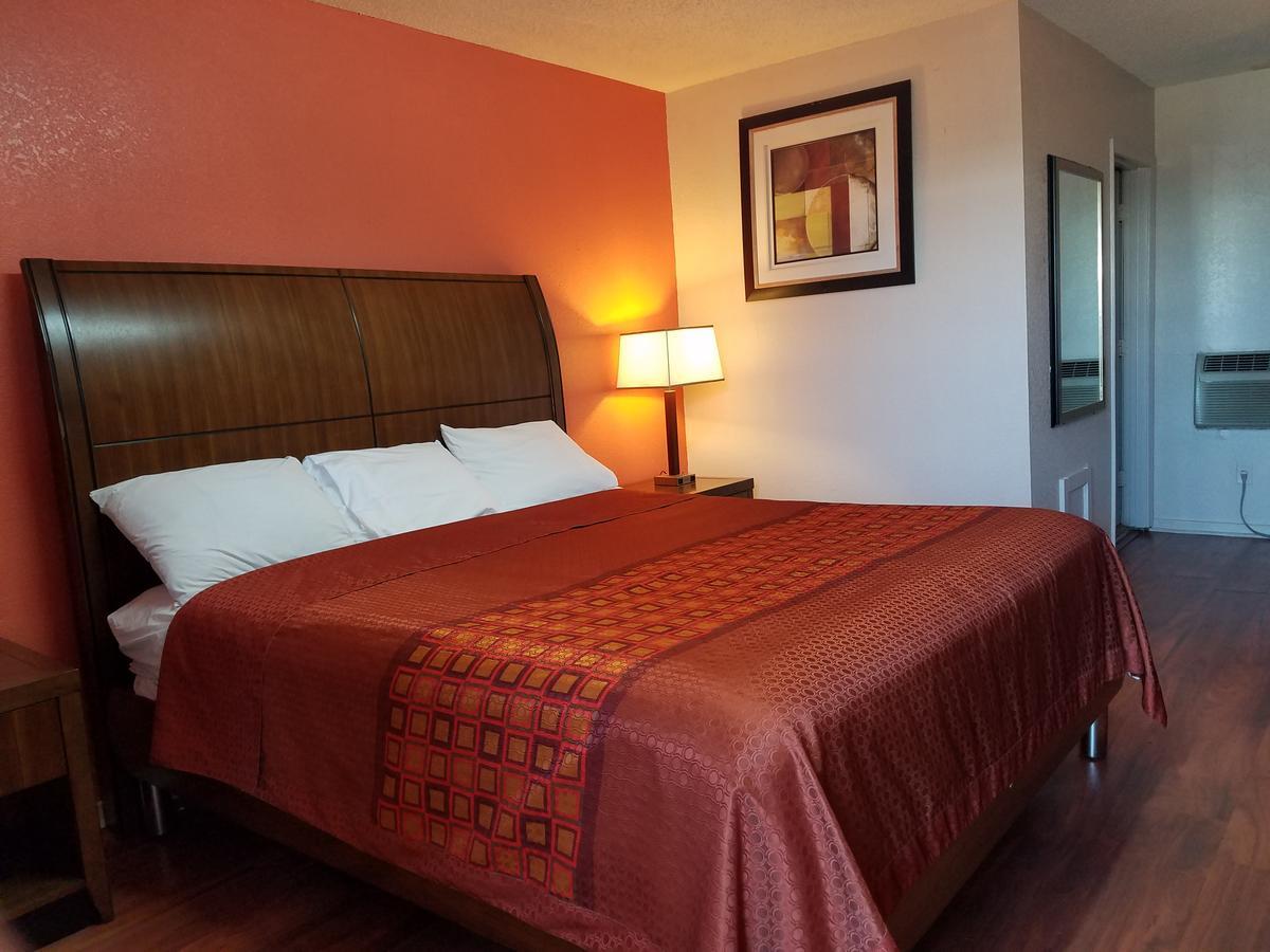 Economy Single Room