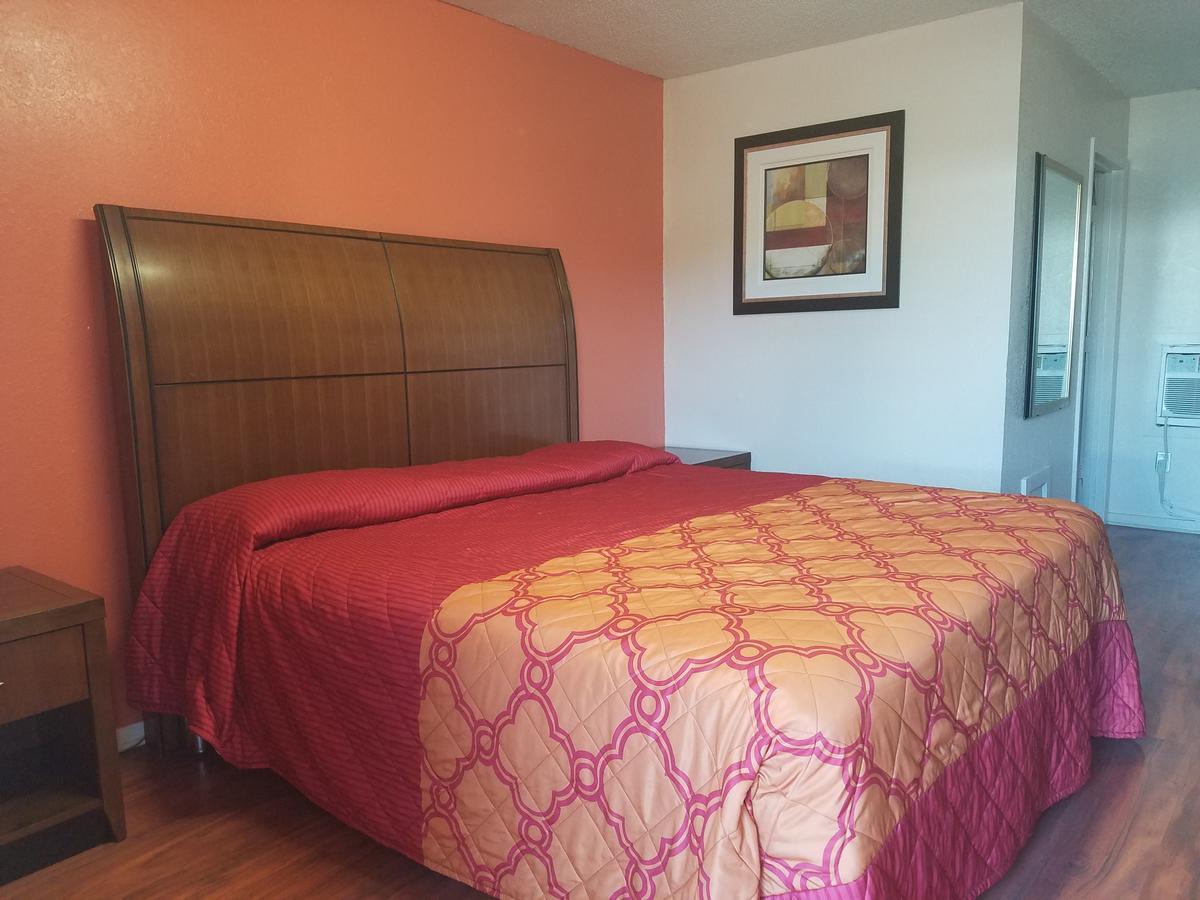 Economy Single Room