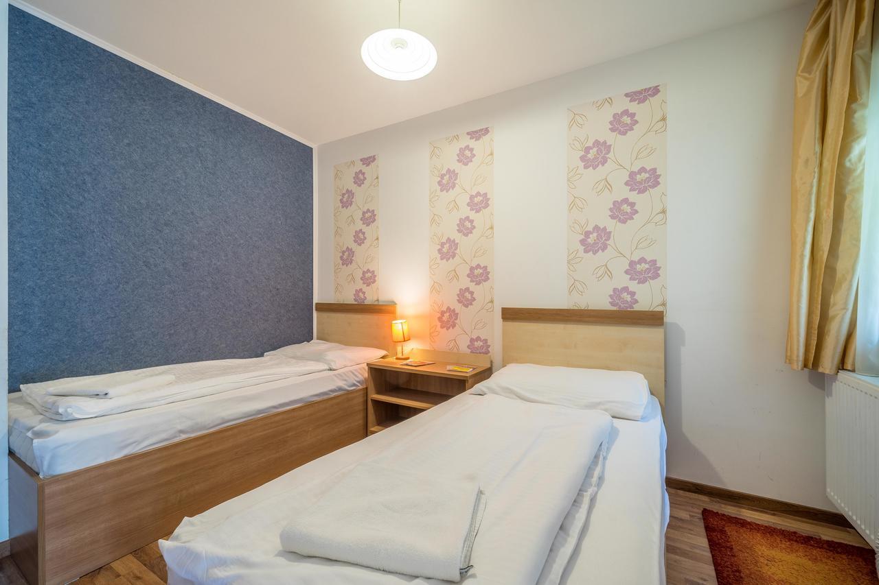 Chambre Double ou Lits Jumeaux Économique