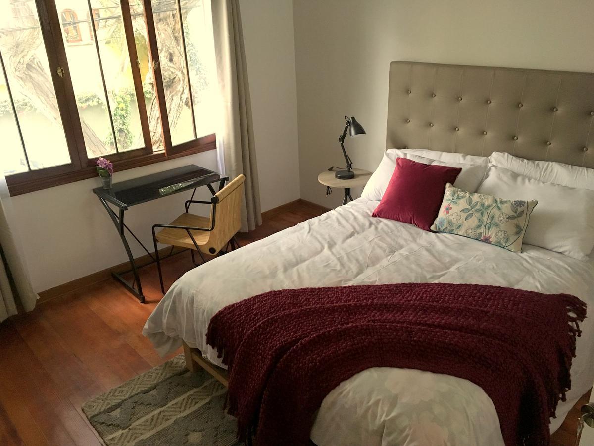 Zimmer mit Queensize-Bett