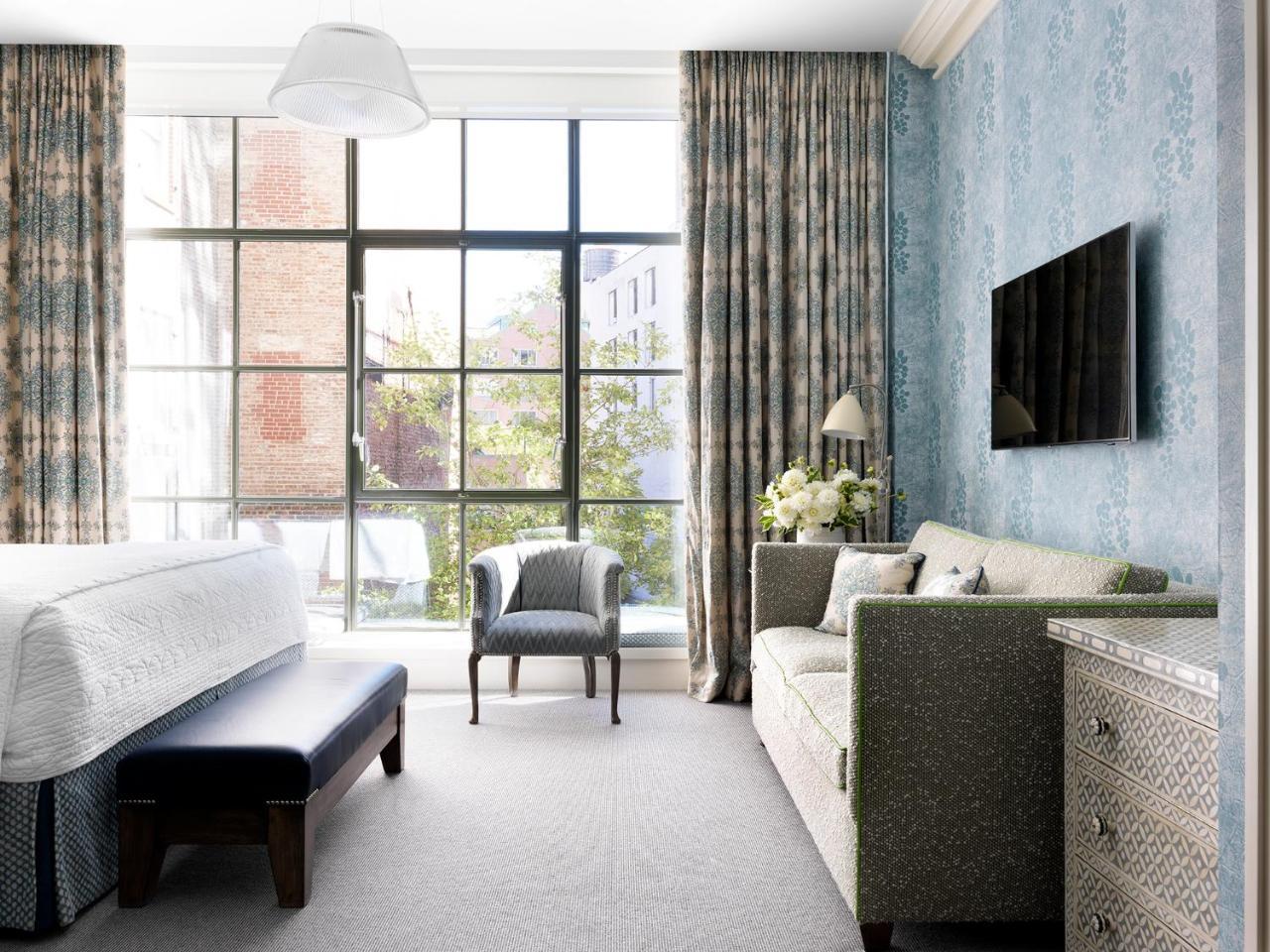 Luxury King Room