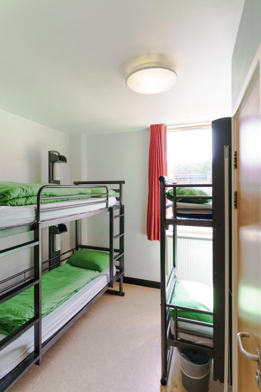 4 Bed Private Room