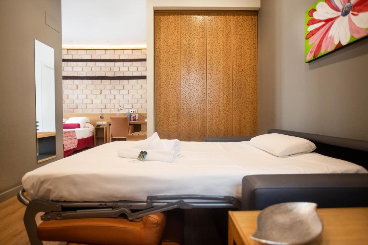 Comfort Triple Room