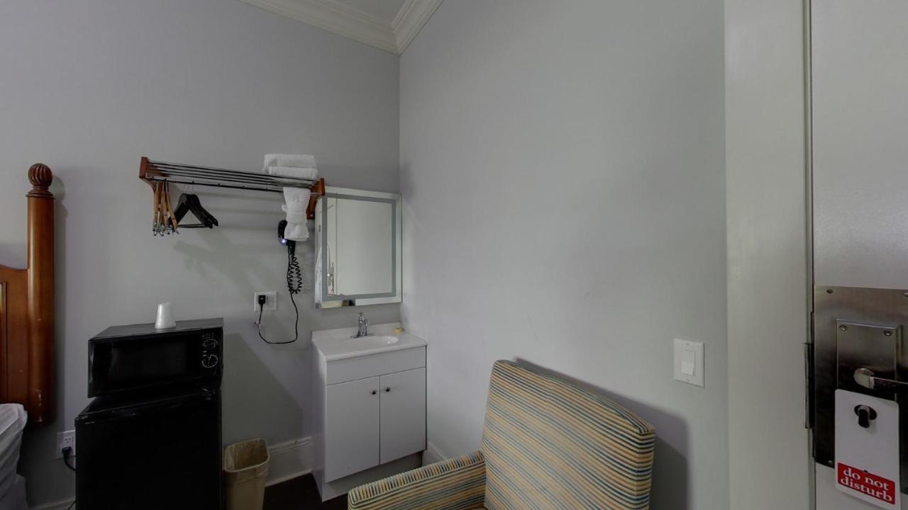 Standard Double Room,723911692:JPEG