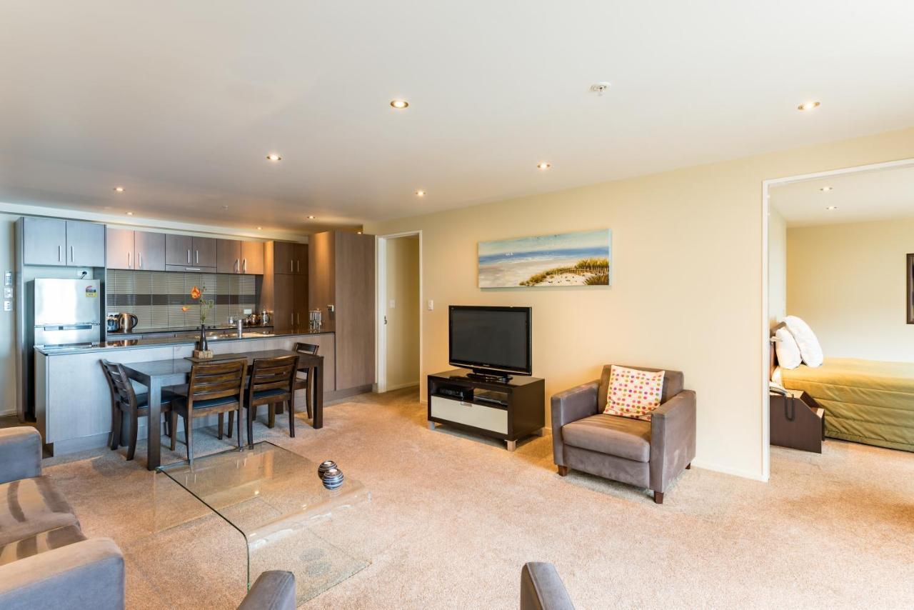 Two-Bedroom Apartment Ocean View