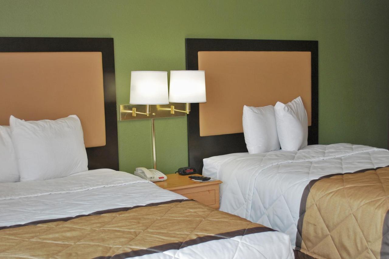 Studio Two Double Beds Non-Smoking