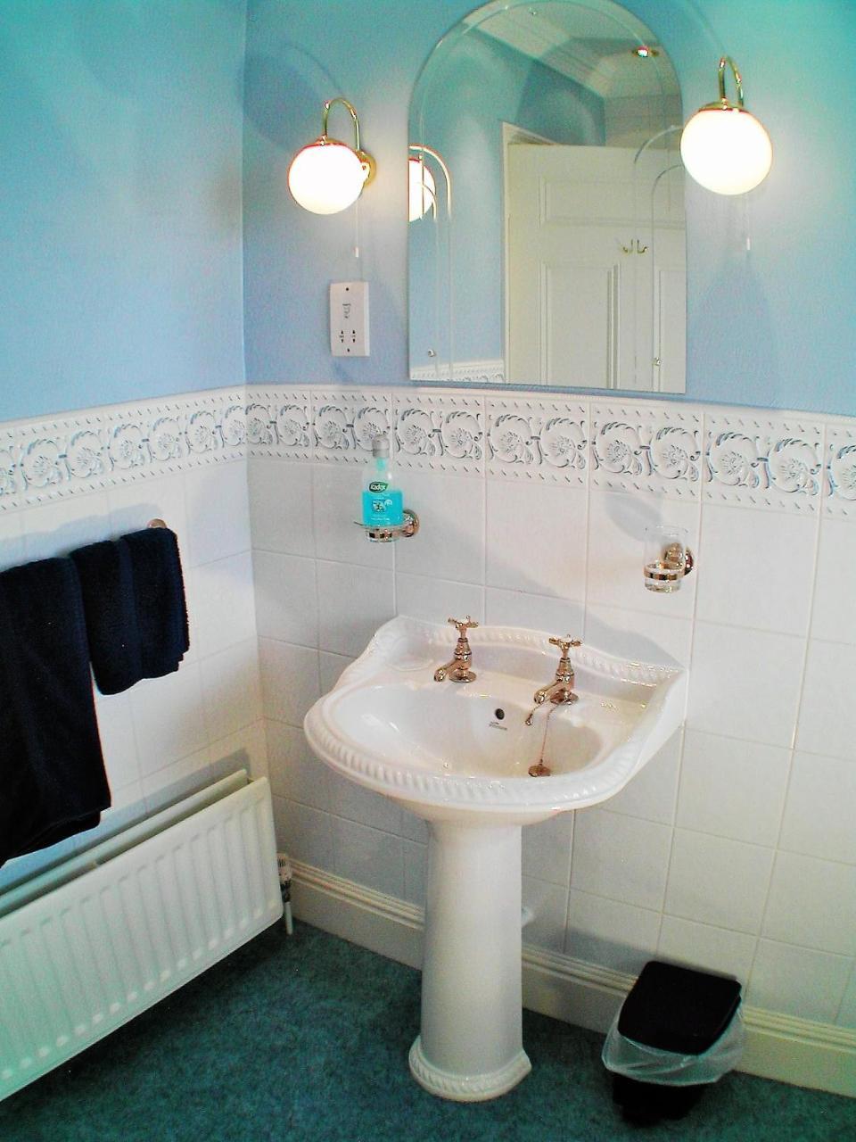 Double Room with Private External Bathroom