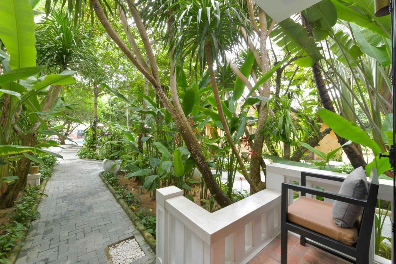 Double or Twin Room Garden View
