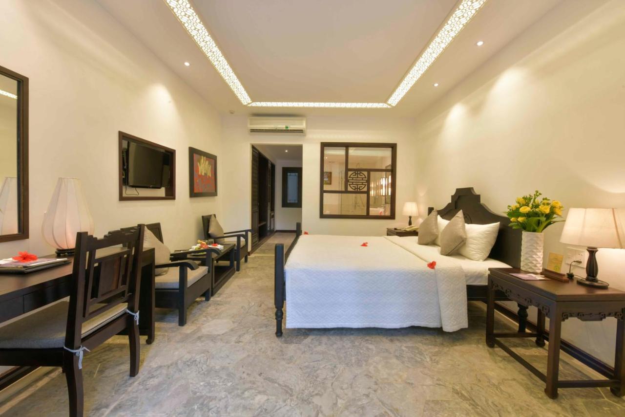 Double or Twin Room Garden View