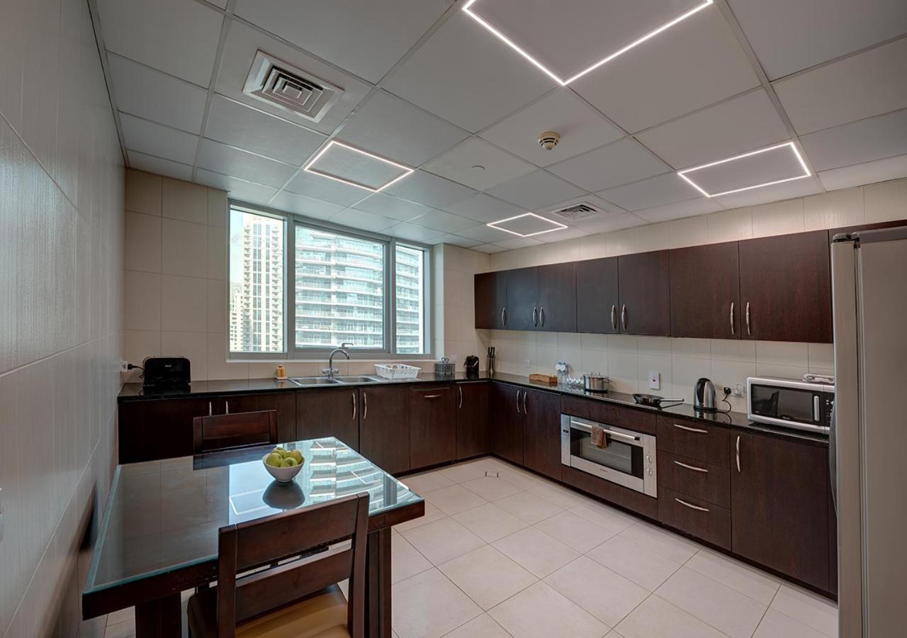Three-Bedroom Apartment Marina View