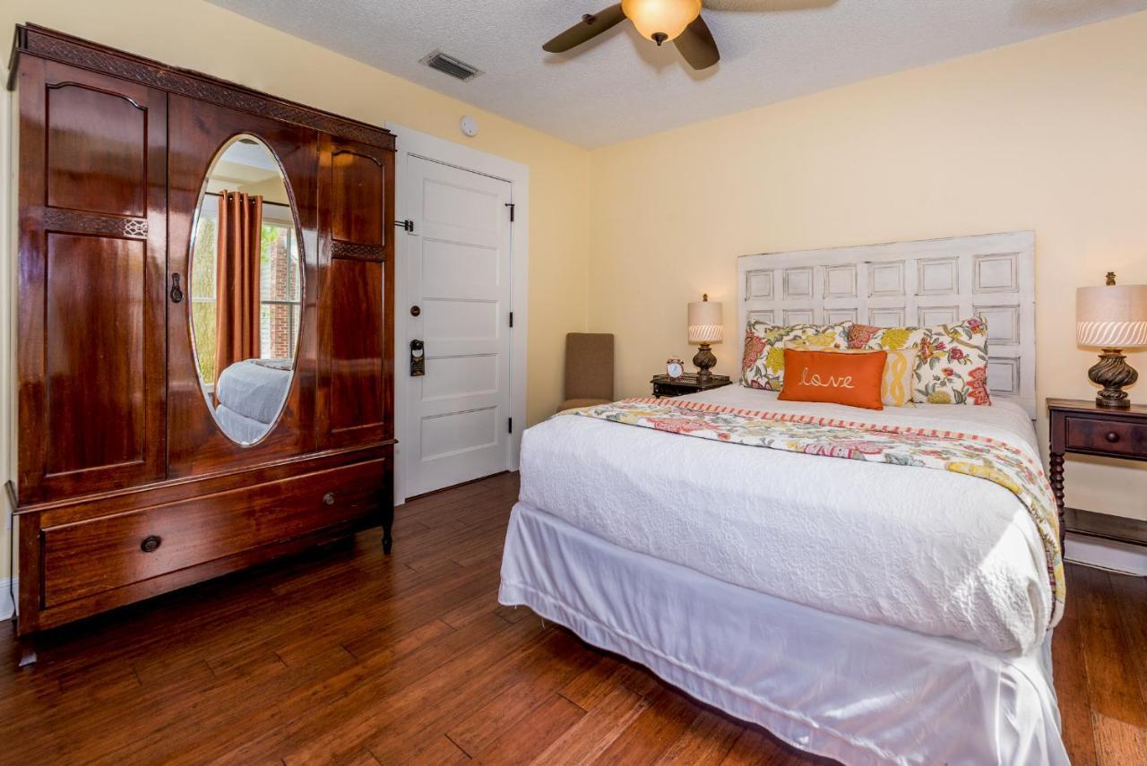 Quarto Standard com Cama Queen-size