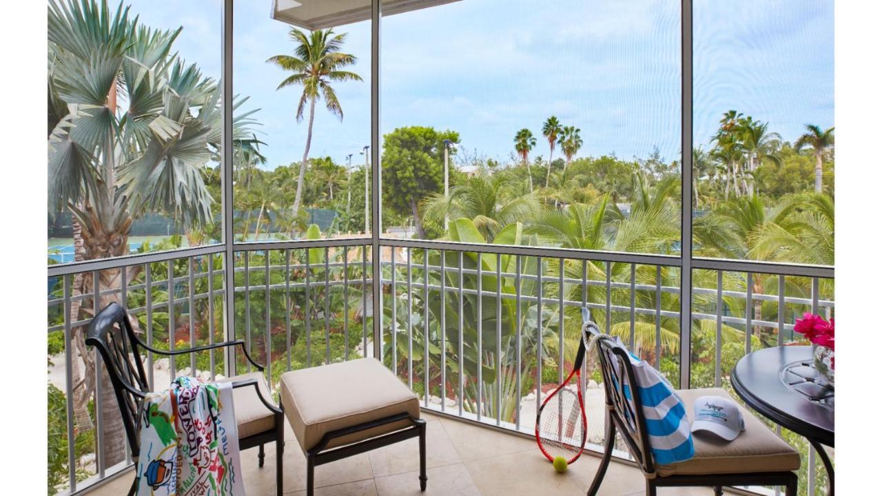 Resort View Double Queen Guestroom