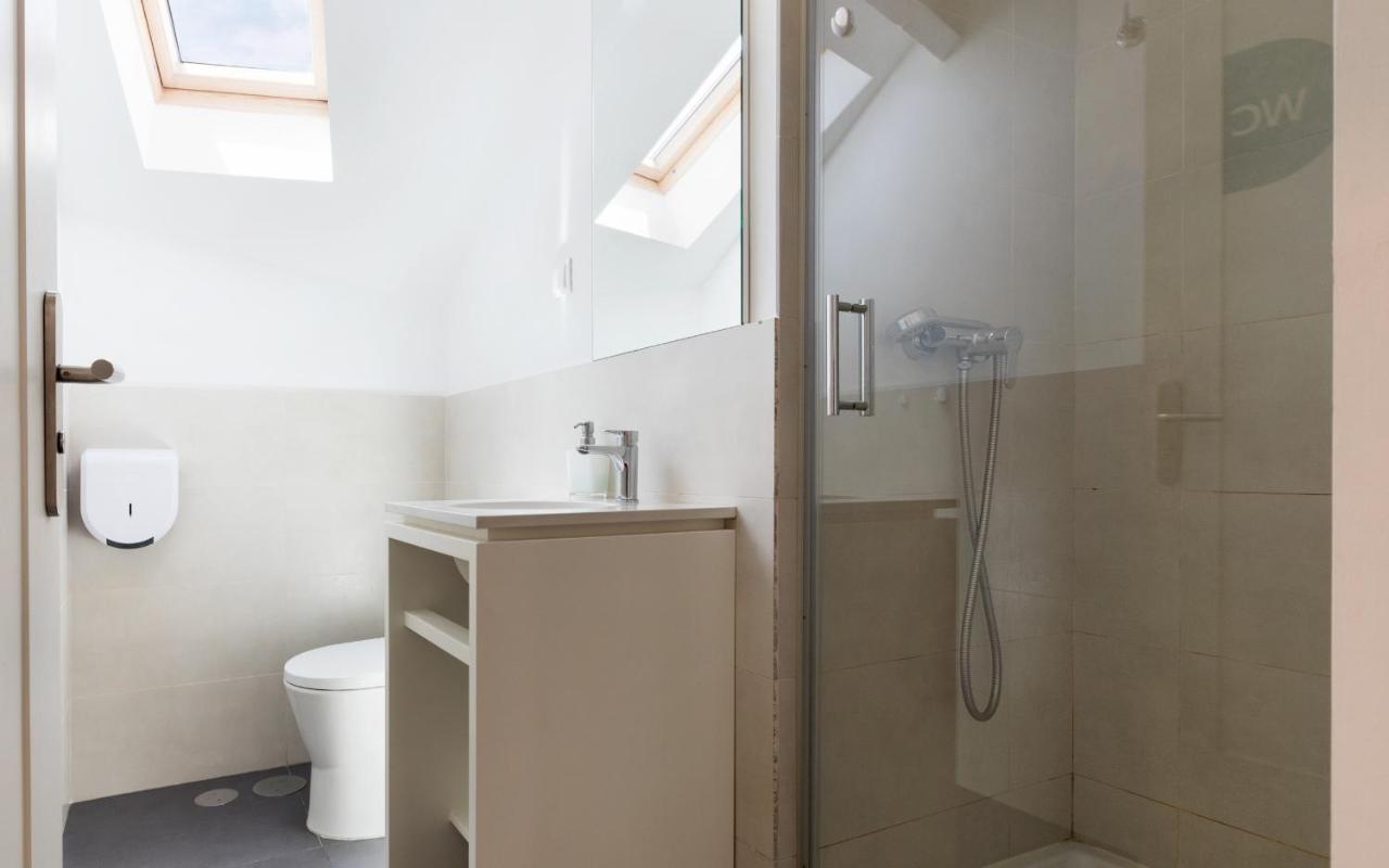 Twin Room Shared Toilet