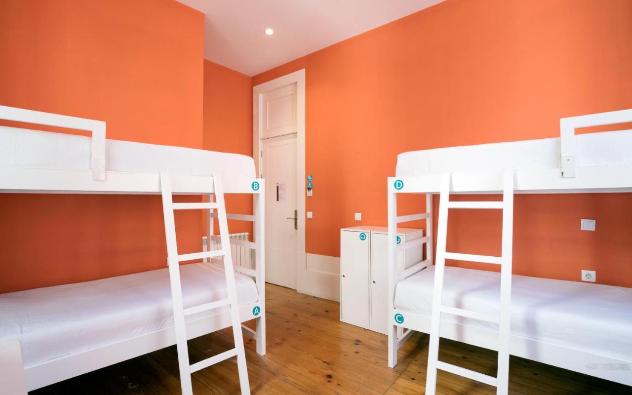 Bed 4-Bed Mixed Dormitory Room